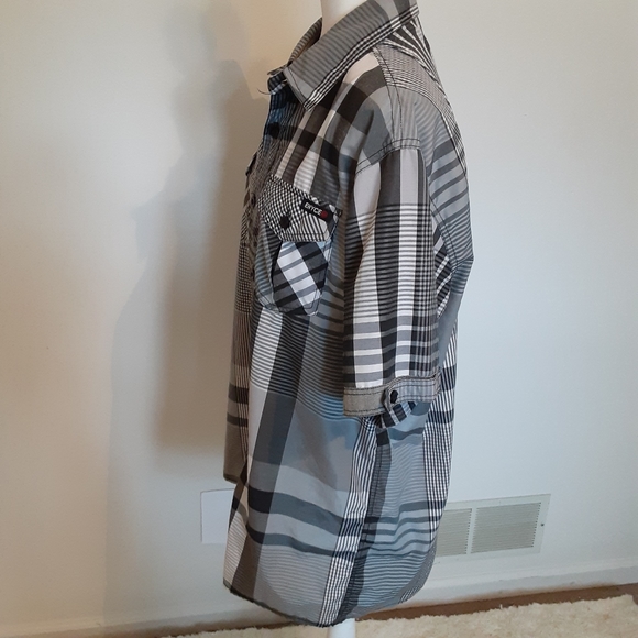 ENYCE CASUAL BUTTON DOWN SHIRT - Picture 2 of 8